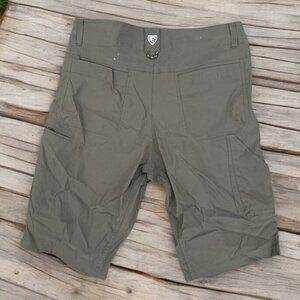 Kuhl Renegade Shorts Size 33 Men's Khaki Zip Pocket Hiking Pants Green/Brown